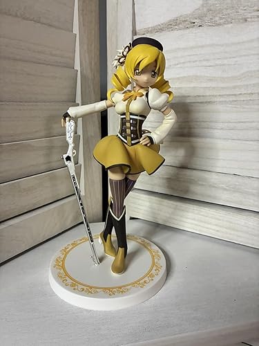 Amazon.co.jp: 魔法少女まどか☆マギカ SQフィギュア 巴マミ 全1種